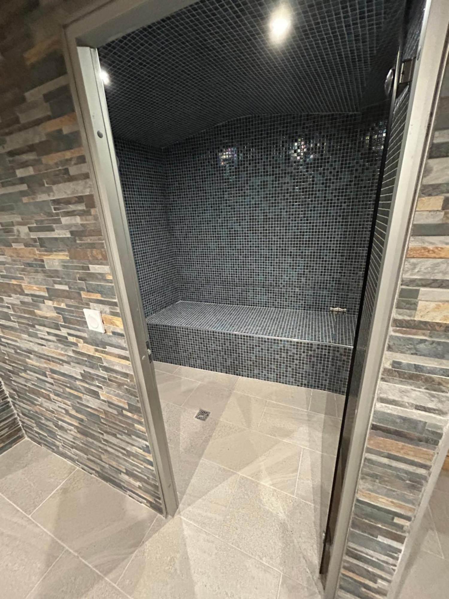 Le Domaine Du Bez Gite De Michel Piscine Sauna Hammam Spa Saint-Laurent-dʼOlt 外观 照片